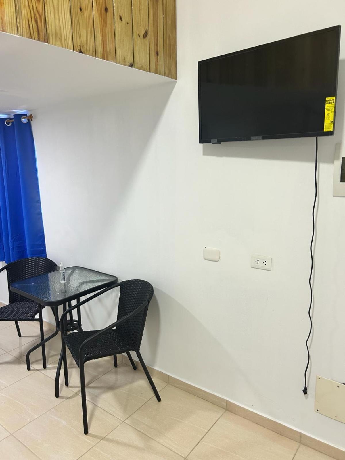 Hillmon'S Hotel Bar Lounge Sosua Ruang foto
